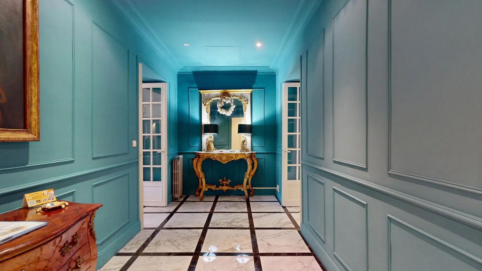 Contacts de Silver Suite Five Stars Holiday House